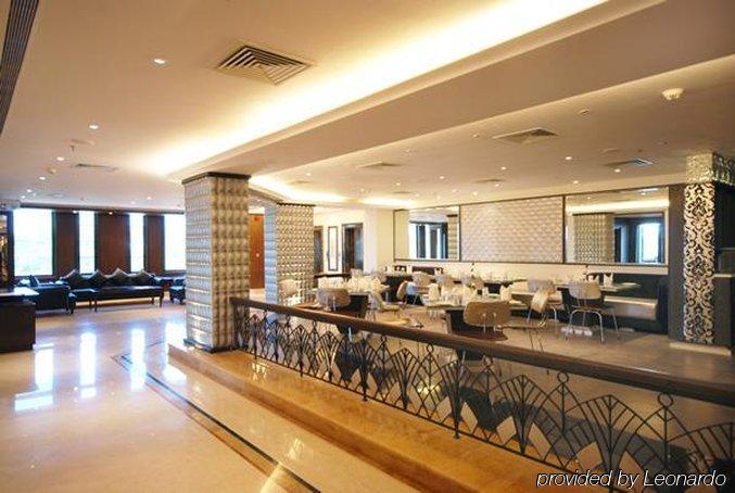 Mayfair Convention Bhuvanesvar Beltér fotó