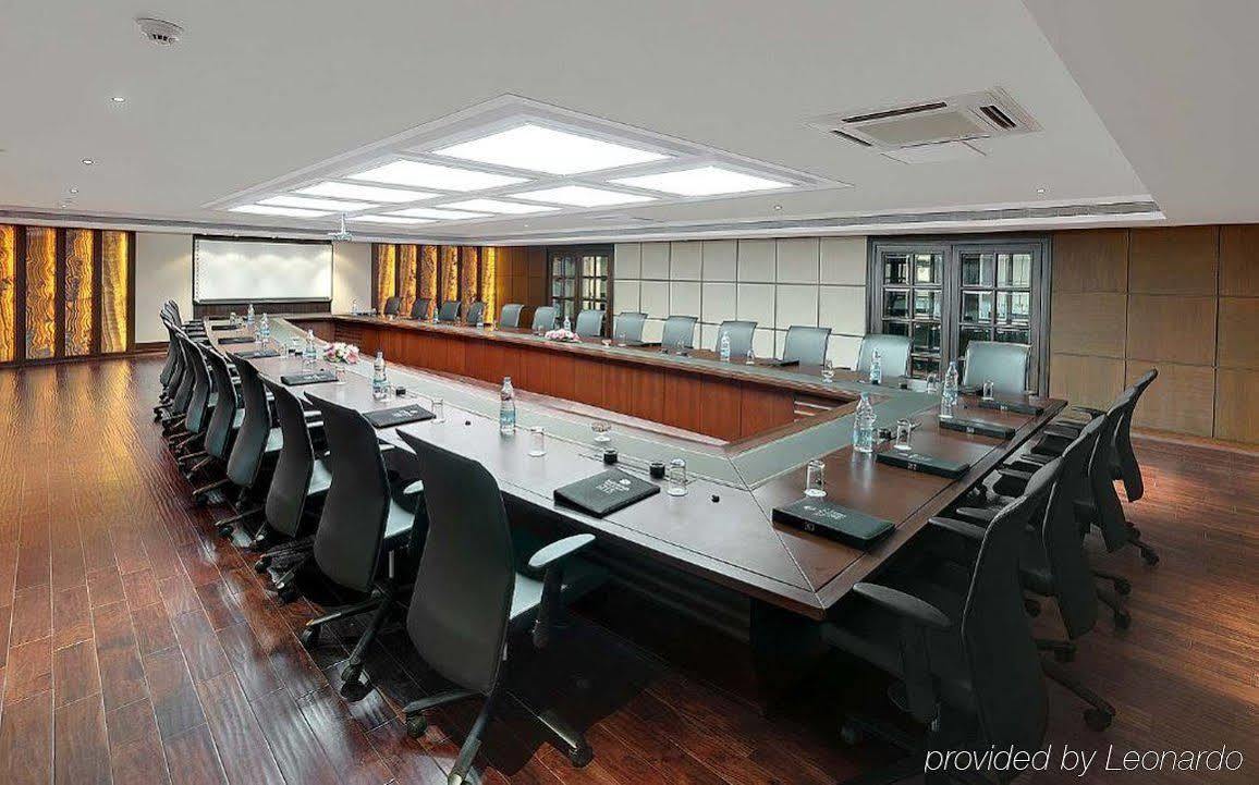 Mayfair Convention Bhuvanesvar Kültér fotó