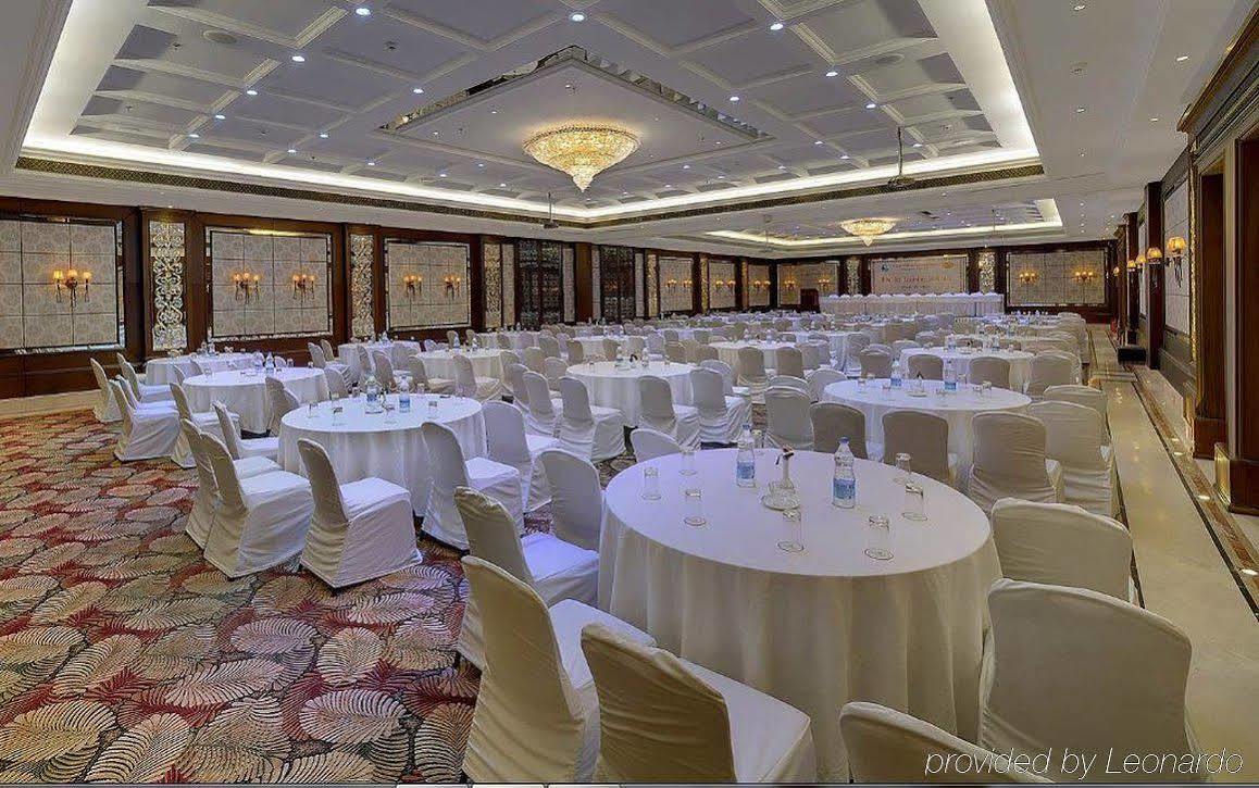 Mayfair Convention Bhuvanesvar Kültér fotó