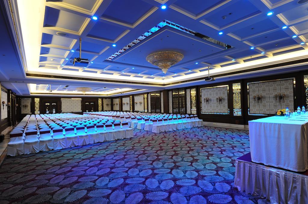 Mayfair Convention Bhuvanesvar Kültér fotó