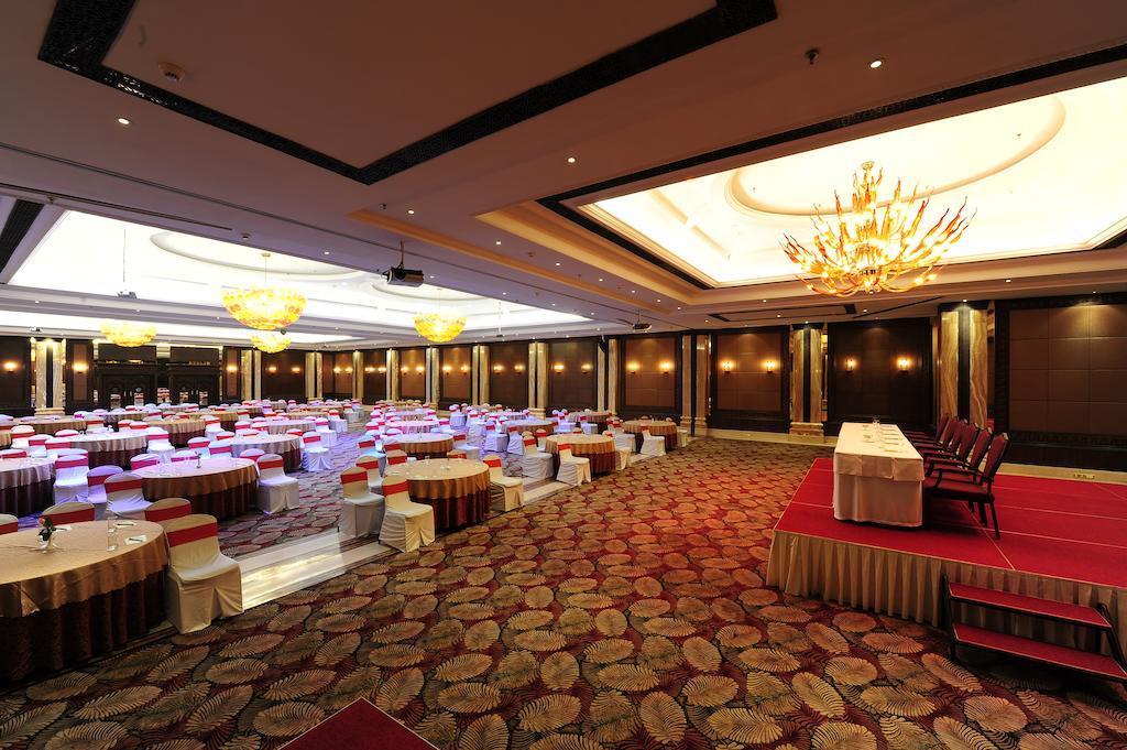 Mayfair Convention Bhuvanesvar Kültér fotó