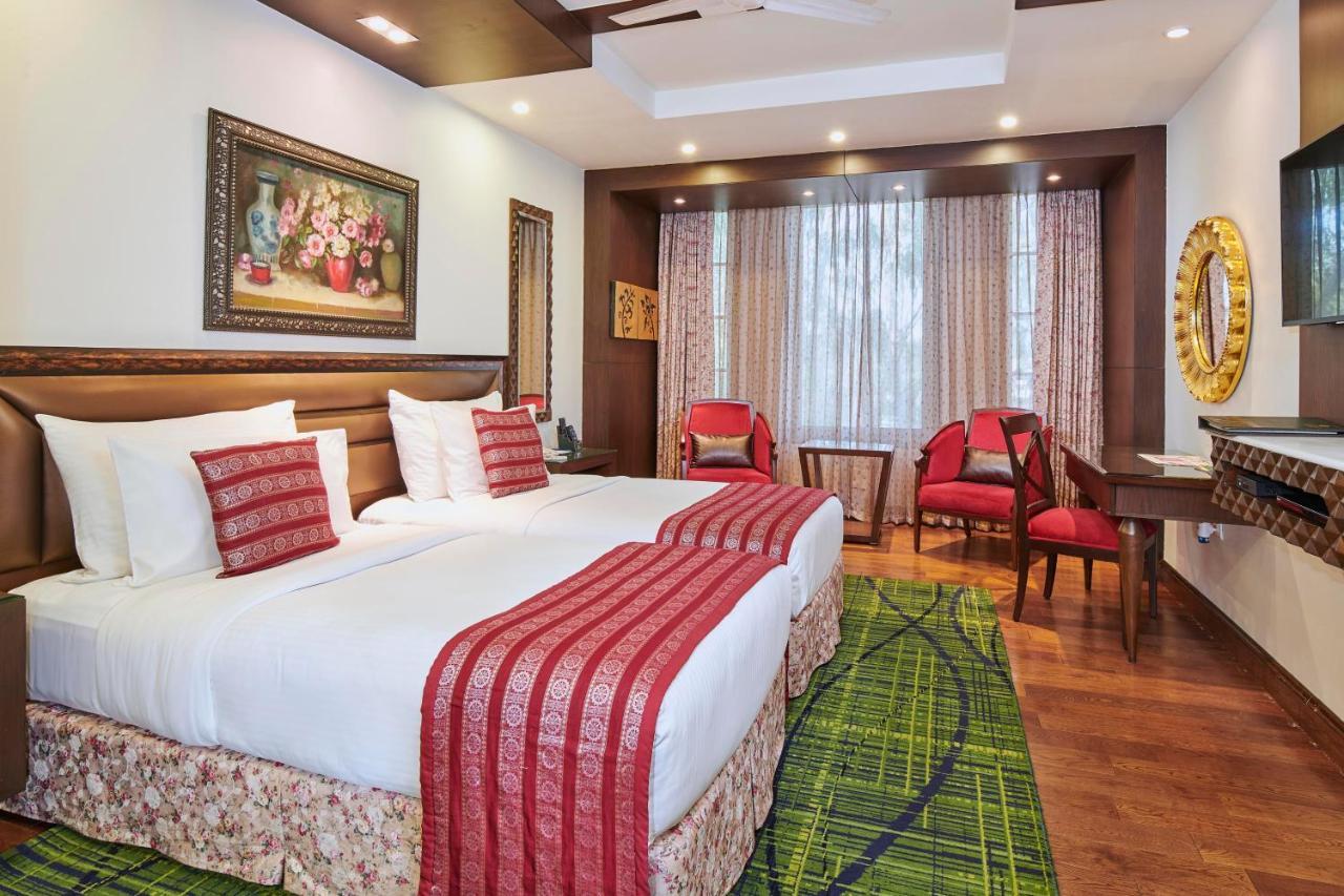 Mayfair Convention Bhuvanesvar Kültér fotó
